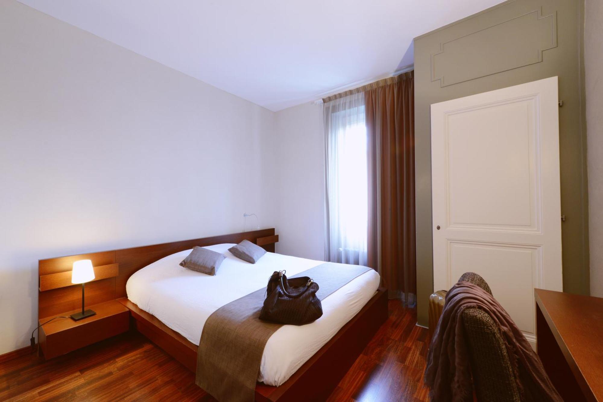 Hotel Du Marche لوزان الغرفة الصورة